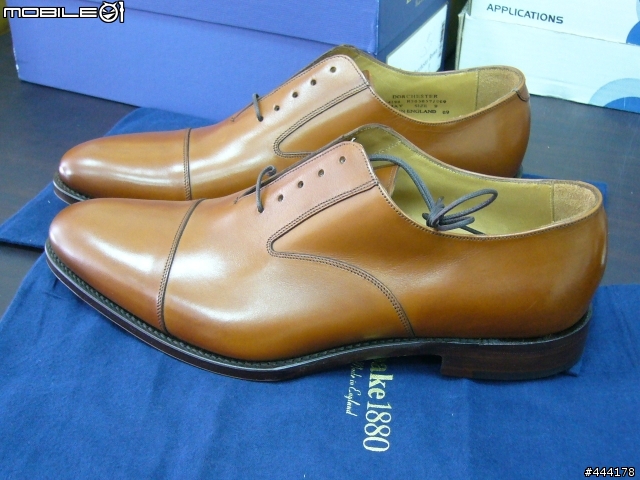 男人不欠缺的一雙好皮鞋....john lobb 7/22新增loake 皮鞋