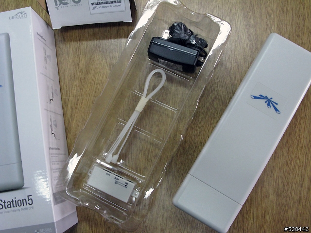 [開箱] 挑戰50km無線網路大作戰 nanostation 5入手+實裝測試(用三年終於死了)