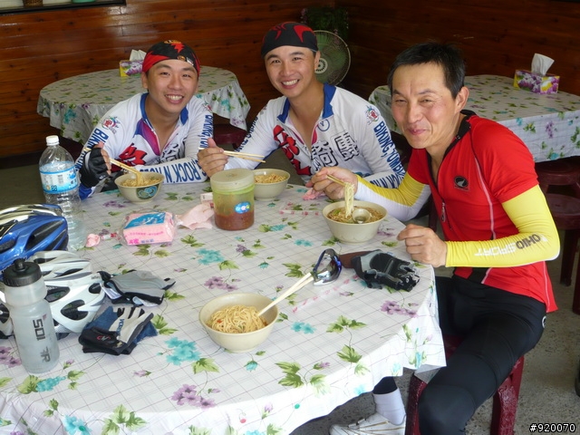 雙橫一豎兩日遊(加碼合歡山主峰)