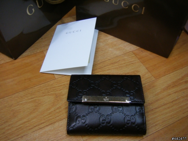 幫朋友開箱文!!!GUCCI (112716 A0V1G ) 巧克力色真皮皮夾!