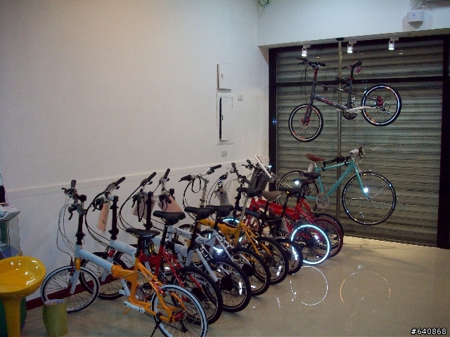 車友不敗家21-來個新車店創立的開箱文吧！