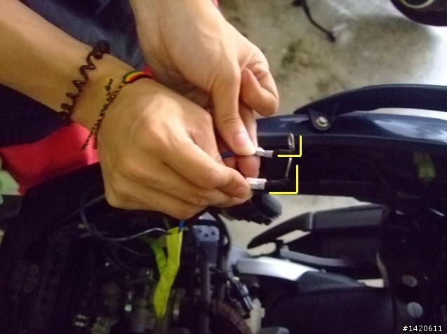 [教學] DIY 上強化線組  100/90W飛利浦清光燈泡  (新勁戰5期FI)  補光型囉