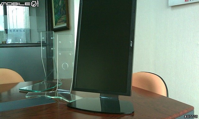 【分享 與 外型創意邀請】DIY 玻璃底座 Second Phase Glass Stand + Acer V203H