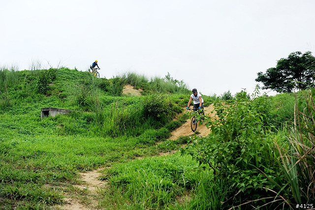 《一路南北騎 - 第十一集》重溫 OFFROAD 的刺激體驗‧木架山訓練場