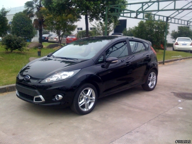 ford fiesta sport 1.5AT