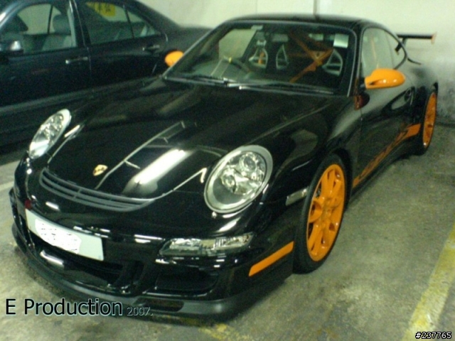 2年前見到的 porsche 997 gt3 rs