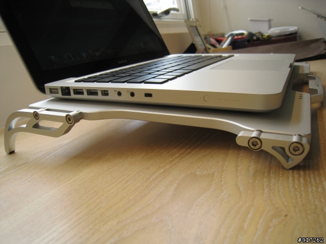 Macbook 散熱墊 – LUXA2 M1-Pro 簡單開箱文