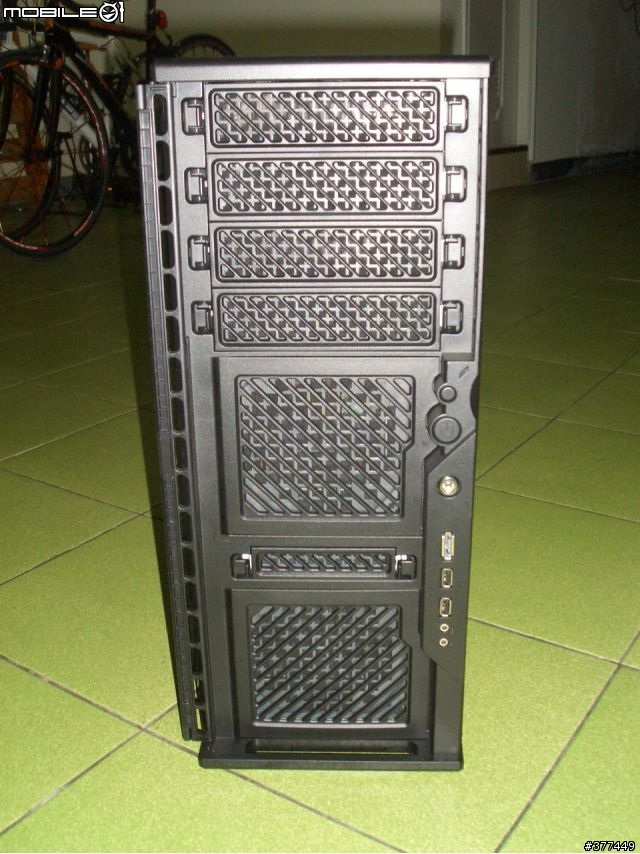 [開箱文]ANTEC P183 機殼