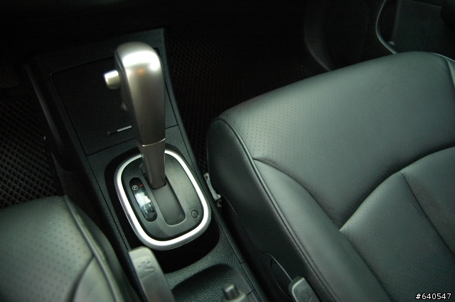 Tiida 1.8 5D 開箱照
