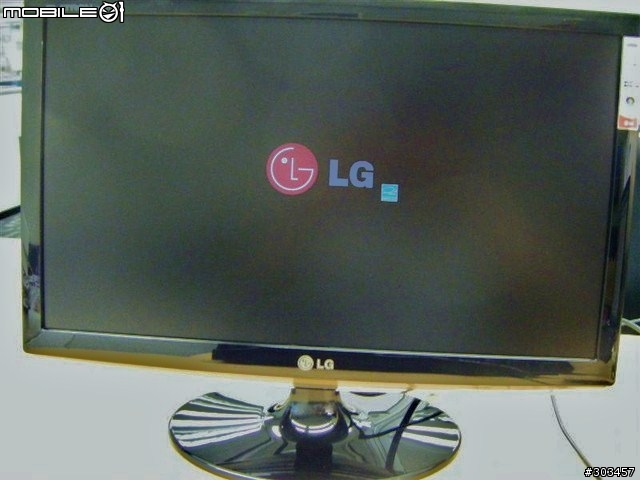 [正妹] LG 開箱文  W2261VP-PFV 美型系列液晶螢幕