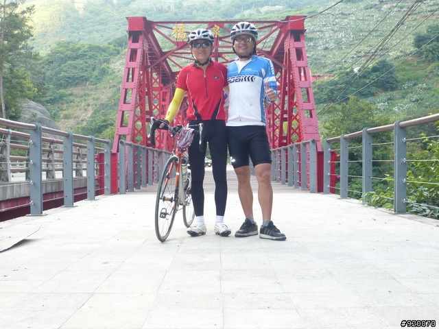 雙橫一豎兩日遊(加碼合歡山主峰)