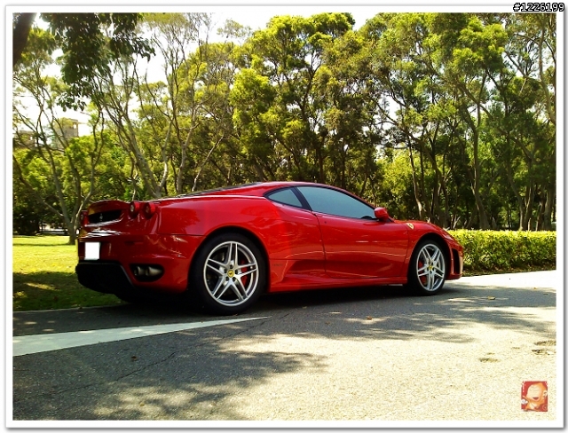 Ferrari F430潛入新竹金山寺