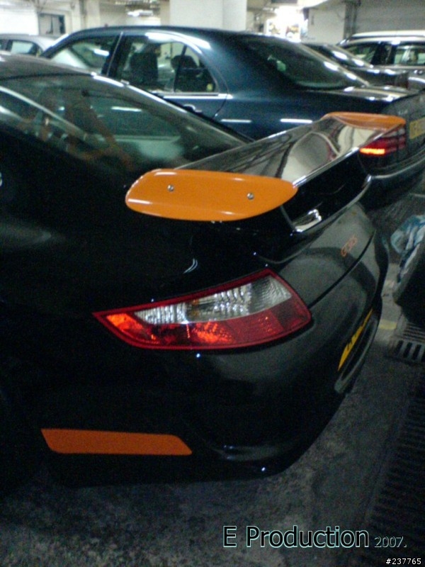 2年前見到的 porsche 997 gt3 rs
