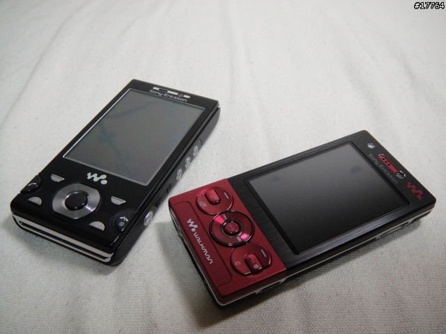 『金屬 誘紅 』Sony Ericsson W705/R 熱情登場