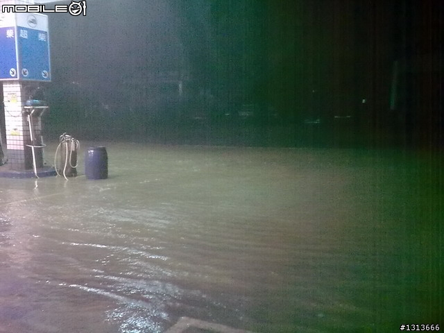 颱風天SUZUKI真不怕水(同步於二奶)