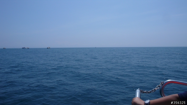 [遊記] 區間火車+單車+搭船的複合路線 烏石港賞鯨+草嶺隧道+東北角海岸一日遊