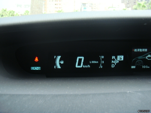遲來的台灣版 Prius III 不專業開箱文 [圖多] 8/7 更新完畢
