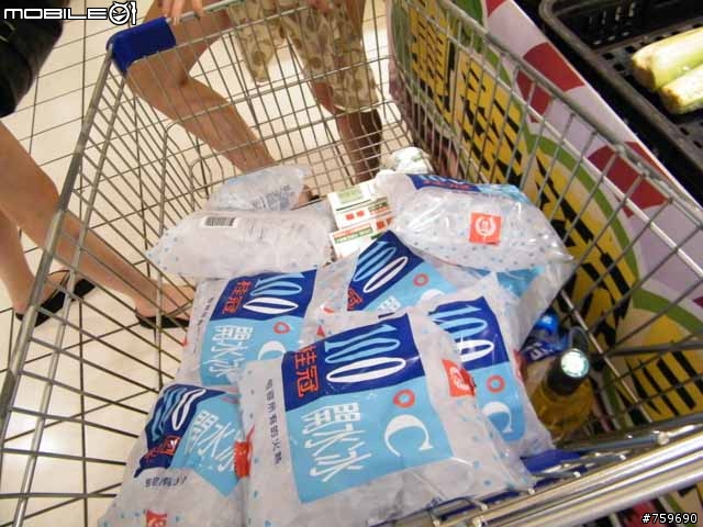 [超級開箱文]我的鐵灰FORTIS 新物入荷 白PARTY+泳池PARTY=嚕啦啦 別說我沒提供福利XD 一種生活態度 工作/車/美女/辣妹?