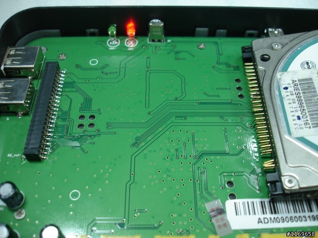 [[開箱]]NuSLIM AV620 RM播放盒