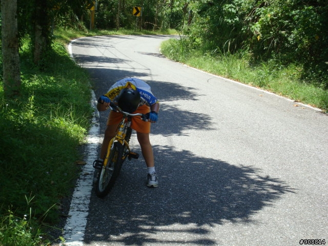 2009年8月初之4天3夜宜花東親子單車之旅之後段被颱風中斷遊記...(圖多)
