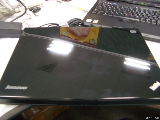 [開箱分享]便宜又大碗的Thinkpad SL400簡單分享