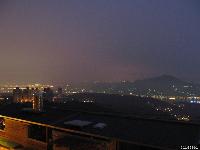 8/4早上北八野溪工作.釣魚去下午上糞箕湖秘密除蟲除草看夜景