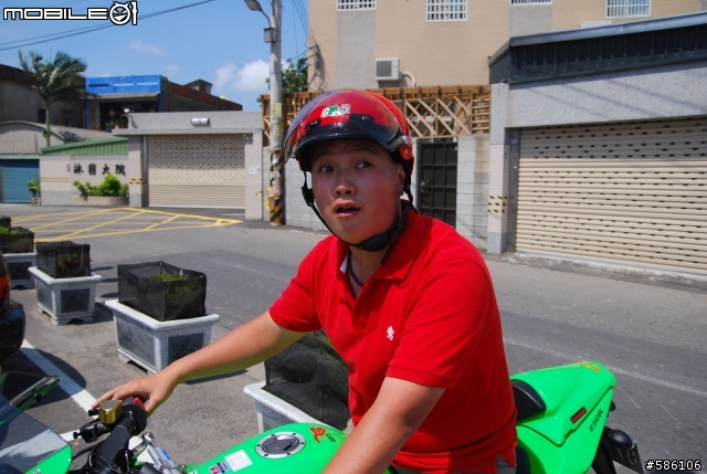 Kawasaki Ninja 250 小忍者試乘(含加速測試影片)