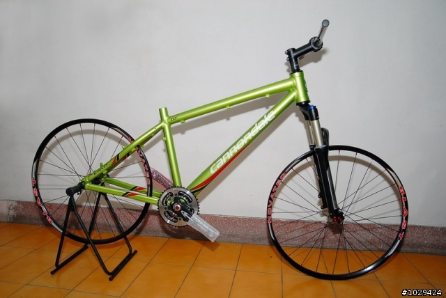 {分享}自組CANNONDALE登山車心路歷程.圖特多喔