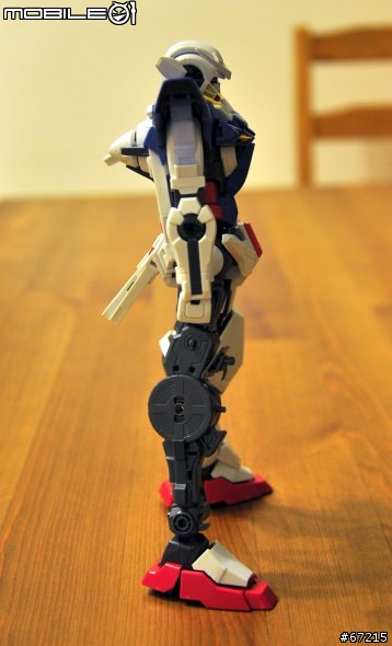[真的是傷眼的分享] 天使的進化: 1/100 Gundam Exia V.S. MG Gundam Exia (圖多)