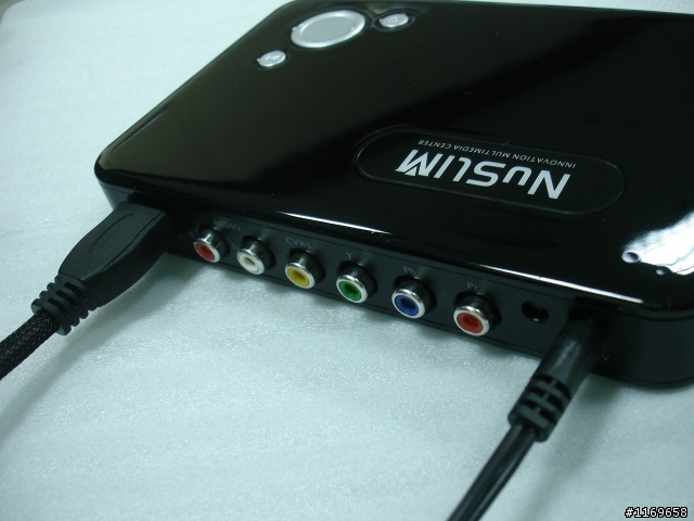 [[開箱]]NuSLIM AV620 RM播放盒