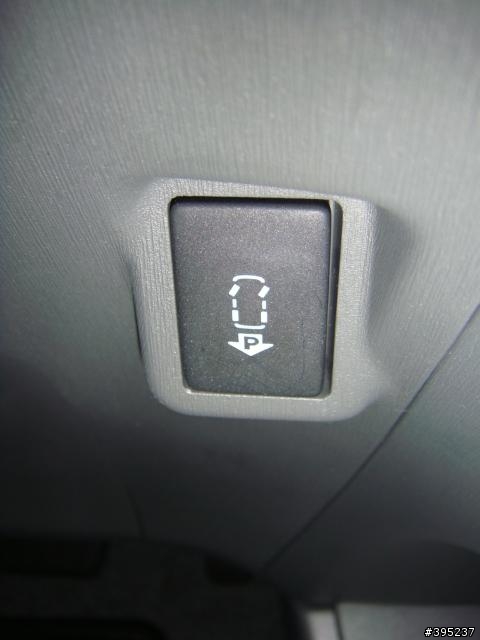遲來的台灣版 Prius III 不專業開箱文 [圖多] 8/7 更新完畢