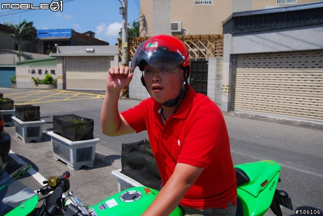Kawasaki Ninja 250 小忍者試乘(含加速測試影片)