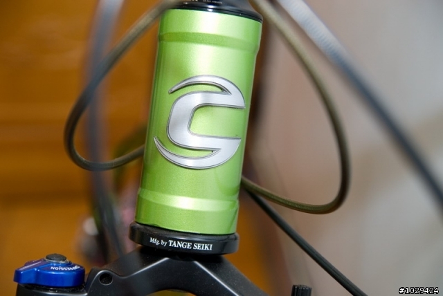 {分享}自組CANNONDALE登山車心路歷程.圖特多喔
