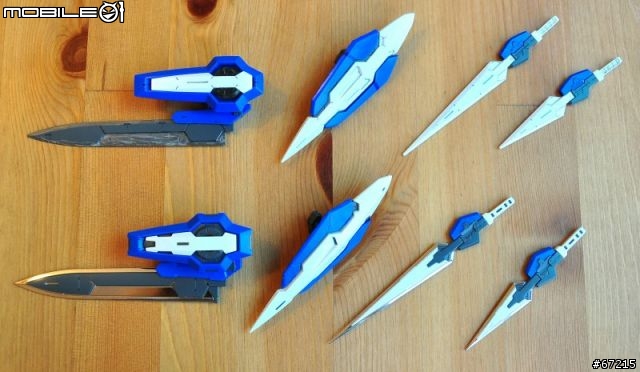 [真的是傷眼的分享] 天使的進化: 1/100 Gundam Exia V.S. MG Gundam Exia (圖多)