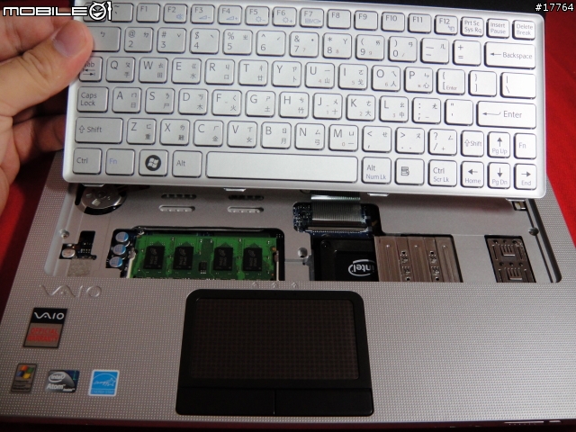 『有型分享 』Sony VAIO W更換硬碟記憶體教學篇