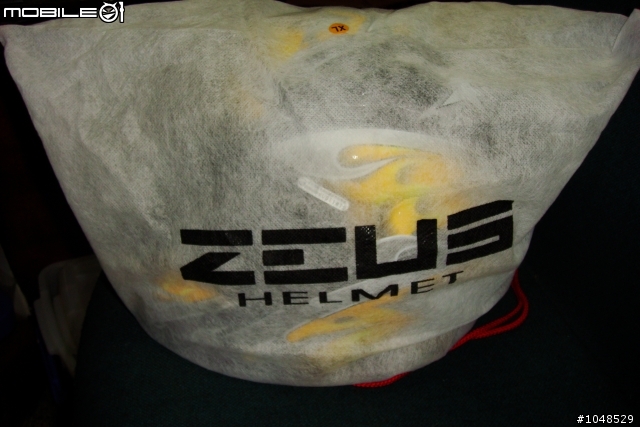 ZEUS 803W 黑黃彩繪入手!