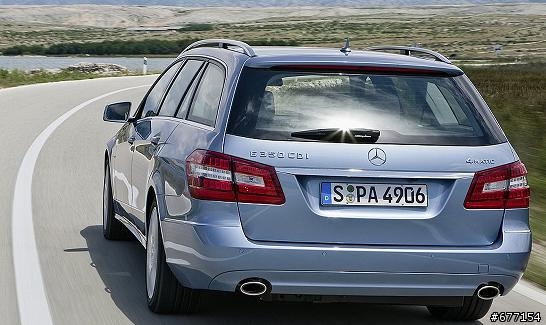 2010 new E-class ESTATE