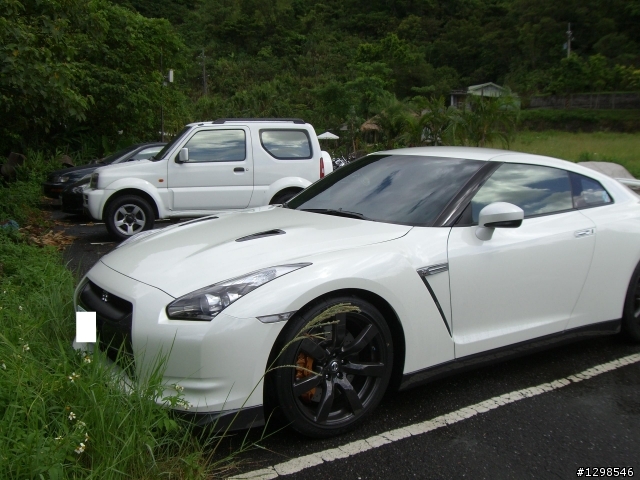 莫內巧遇戰神 GTR R35