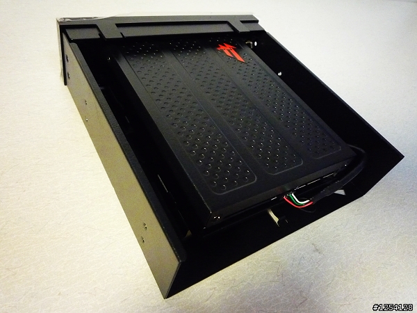 [開箱文] Creative X-Fi Titanium Fatal1ty Champion Series (PCI-E)