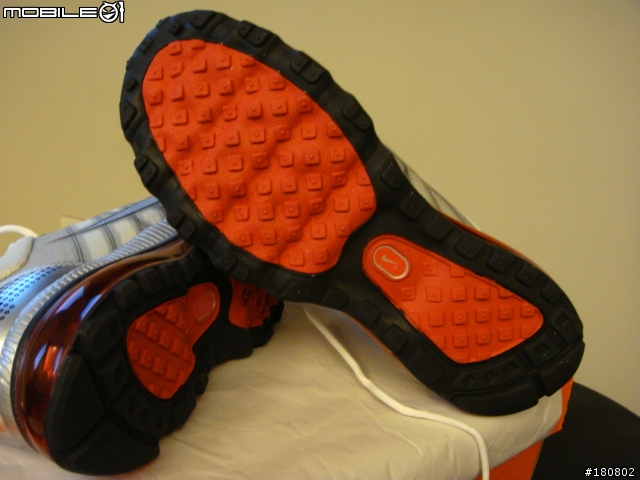 [開箱]Nike Air max+ 2009之多看它一眼，試了就不想脫下來的舒適感