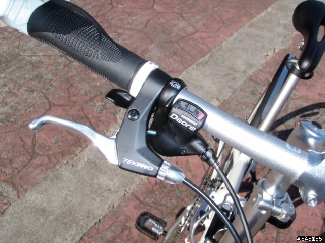 [開箱]WEMAX X7 海豚流線造形鋁合金 27速折疊車