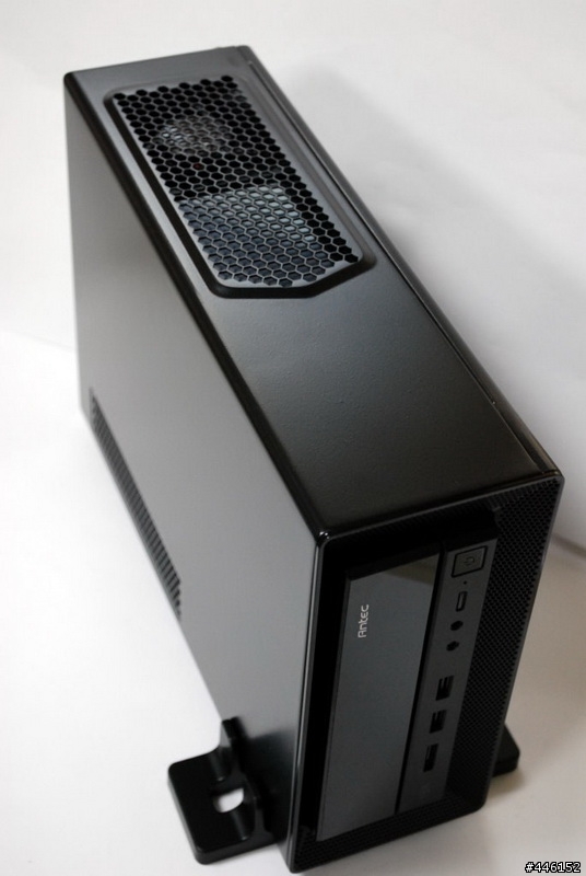 【開箱】美型Mini-ITX機殼 Antec ISK 300-65
