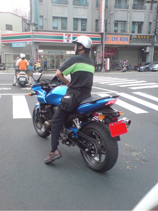 近日看到的這台車叫做?!!