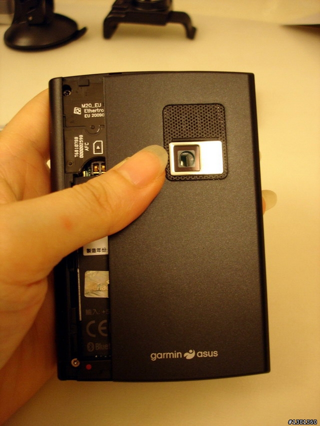 小小的Garmin Asus M20開箱
