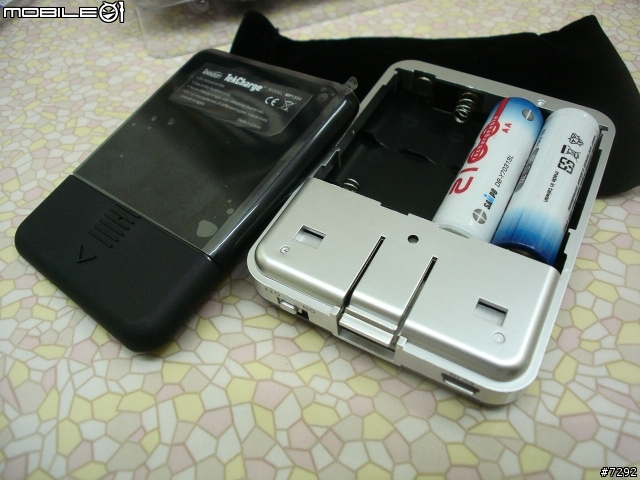 Tekkeon TekCharge MP1550 行動電源(使用AA 3號電池)