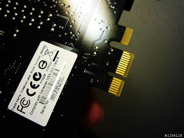 [開箱文] Creative X-Fi Titanium Fatal1ty Champion Series (PCI-E)
