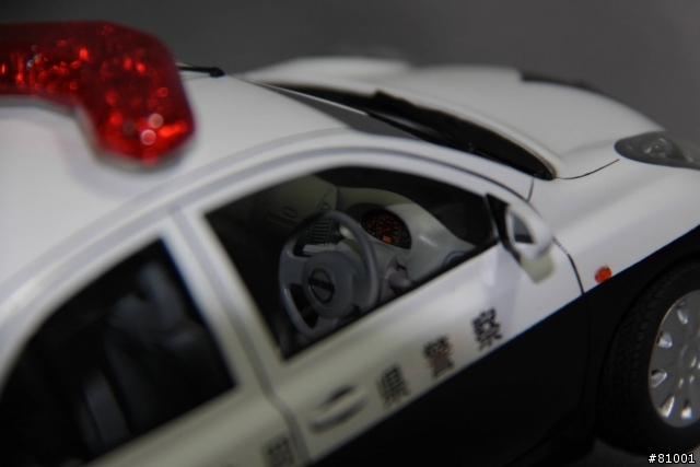 (作品分享)1/24 fujimi march 警車!!