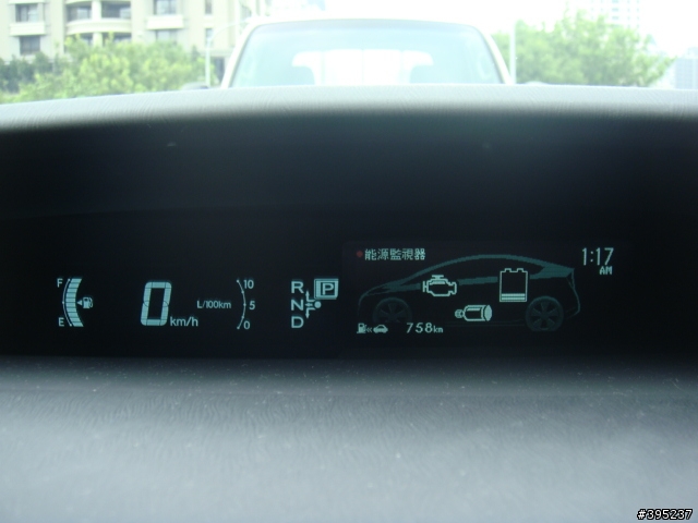 遲來的台灣版 Prius III 不專業開箱文 [圖多] 8/7 更新完畢