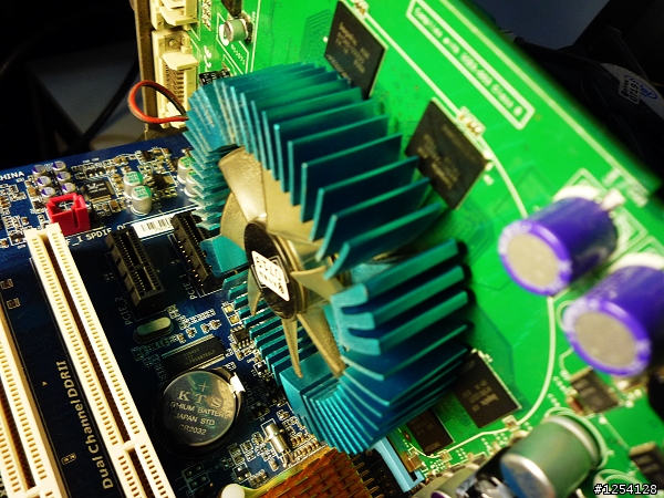 [開箱文] Creative X-Fi Titanium Fatal1ty Champion Series (PCI-E)