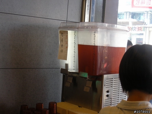 (高雄美食)匠座日本拉麵49元起（飲料冰品輰飲）